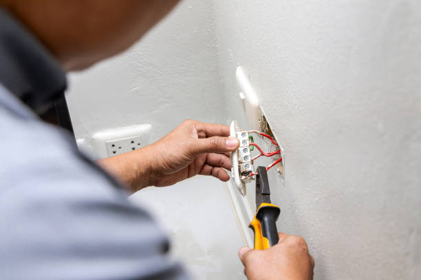 Best Licensed Electrician  in Mills, WY